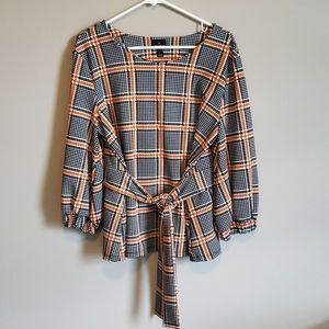 Black and Gold Tie Front Blouse Size L